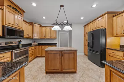 30180 E Lake Road, Wagram, NC 28396 - Photo 11