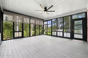 30180 E Lake Rd, Wagram, NC 28396 - Photo 13