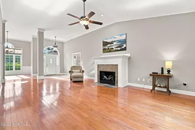 30180 E Lake Road, Wagram, NC 28396 - Photo 7