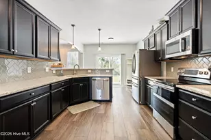 405 Falls Creek Ct, Jacksonville, NC 28540 - Photo 23