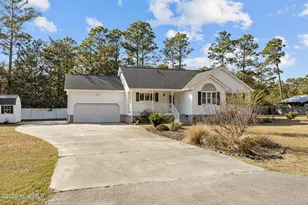 120 Robin Crescent, Cape Carteret, NC 28584 - Photo 33