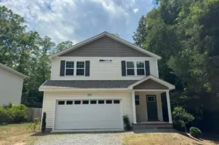 1050 W Indiana Ave, Southern Pines, NC 28387 - Photo 1