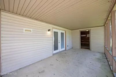 17 Walnut Drive, Jacksonville, NC 28546 - Photo 9