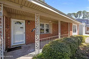 17 Walnut Dr, Jacksonville, NC 28546 - Photo 3