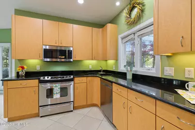 5007 Country Club Drive N, Wilson, NC 27896 - Photo 7