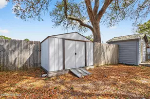 6895 14th St SW, Ocean Isle Beach, NC 28469 - Photo 21