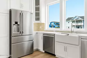 787 Ocean Blvd W, Holden Beach, NC 28462 - Photo 9