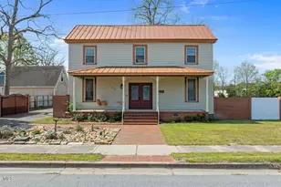 128 E Railroad St, La Grange, NC 28551 - Photo 3