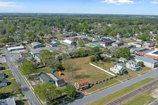 128 E Railroad St, La Grange, NC 28551 - Photo 43