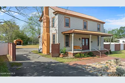 128 E Railroad Street, La Grange, NC 28551 - Photo 1