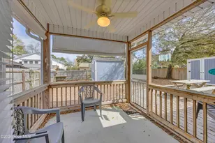 134 NW 17th St, Oak Island, NC 28465 - Photo 27