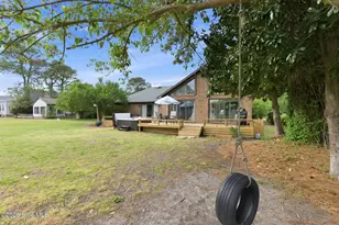 824 Pelican Dr, New Bern, NC 28560 - Photo 39