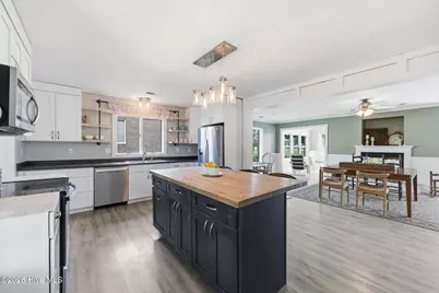 824 Pelican Drive, New Bern, NC 28560 - Photo 13