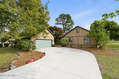 824 Pelican Drive, New Bern, NC 28560 - Photo 3