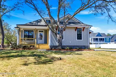 141 NE 39th Street, Oak Island, NC 28465 - Photo 3