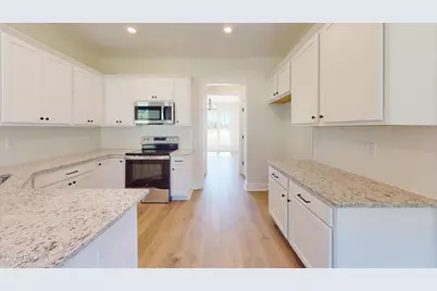 201 Spring Meadows Drive, Aberdeen, NC 28315 - Photo 35