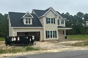 201 Spring Meadows Dr, Aberdeen, NC 28315 - Photo 3
