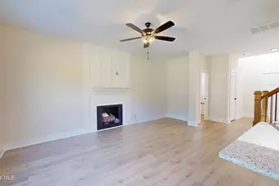 201 Spring Meadows Dr, Aberdeen, NC 28315 - Photo 9