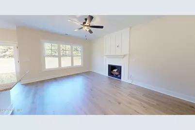 201 Spring Meadows Drive, Aberdeen, NC 28315 - Photo 5
