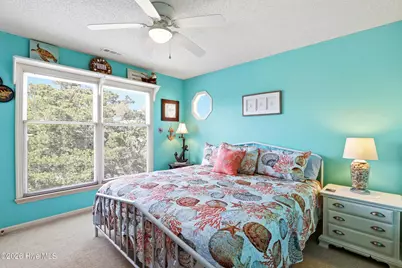 315 Brunswick Avenue W, Holden Beach, NC 28462 - Photo 17