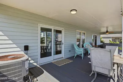 315 Brunswick Avenue W, Holden Beach, NC 28462 - Photo 19