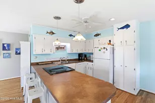 315 Brunswick Ave W, Holden Beach, NC 28462 - Photo 9