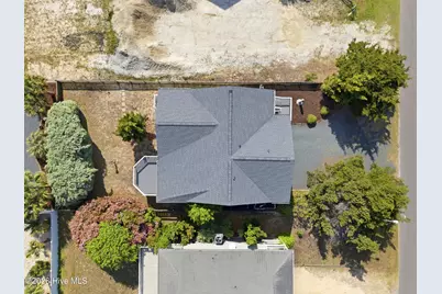 315 Brunswick Avenue W, Holden Beach, NC 28462 - Photo 37