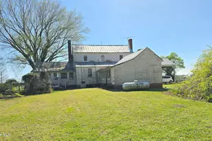 2083 Harvey Point Rd, Hertford, NC 27944 - Photo 7