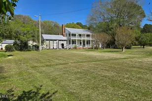 2083 Harvey Point Rd, Hertford, NC 27944 - Photo 5