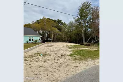 478 W 11th Street, Southport, NC 28461 - Photo 1