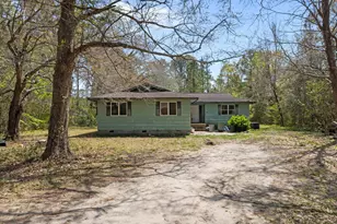 390 Old Winberry Rd, Newport, NC 28570 - Photo 19