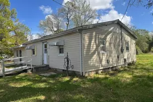 104 Smith St, Robersonville, NC 27871 - Photo 3