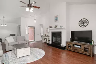 138 Candlewood Dr, Wallace, NC 28466 - Photo 5