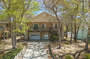 112 SE 12th St, Oak Island, NC 28465 - Photo 5
