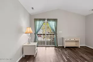 112 SE 12th St, Oak Island, NC 28465 - Photo 9
