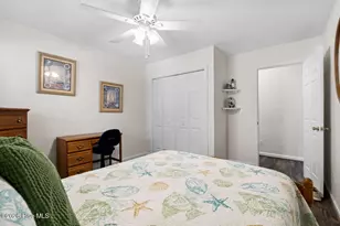 112 SE 12th St, Oak Island, NC 28465 - Photo 25