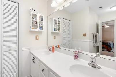9818 N Olde Towne Wynd SE, Leland, NC 28451 - Photo 25