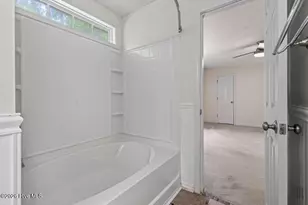 9818 N Olde Towne Wynd SE, Leland, NC 28451 - Photo 25