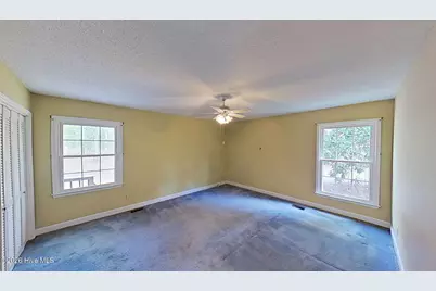 512 Raymond Drive, Arapahoe, NC 28510 - Photo 45