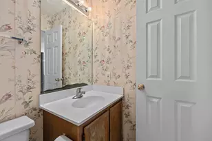 1017 N Cmns Dr, Jacksonville, NC 28546 - Photo 5