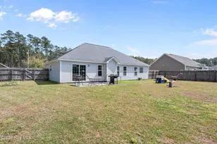 100 Apple Dr, Havelock, NC 28532 - Photo 33