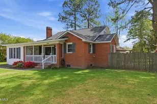296 Sixth St, Ayden, NC 28513 - Photo 3