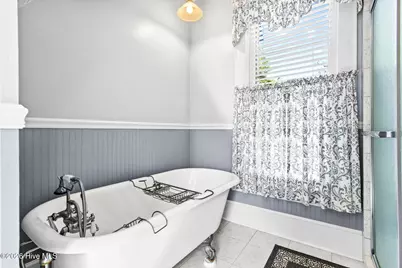 315 W Church Street, Elizabeth City, NC 27909 - Photo 37