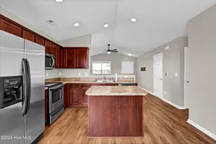 613 Whittle Ct, Wilmington, NC 28411 - Photo 11