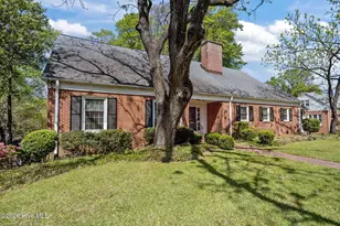 1104 W Rock Spring Rd, Greenville, NC 27858 - Photo 3