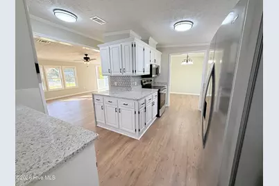 205 Selover Avenue, New Bern, NC 28560 - Photo 5