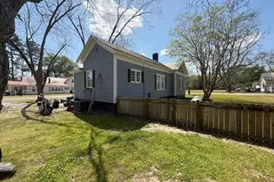 321 S William Hooker Dr, Hookerton, NC 28538 - Photo 3