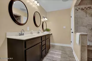 156 Peytons Ridge Dr, Hubert, NC 28539 - Photo 11