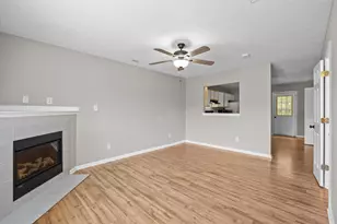 1305 Timberlake Trail, Jacksonville, NC 28546 - Photo 3