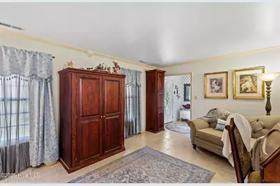 508 University Drive, Jacksonville, NC 28546 - Photo 13
